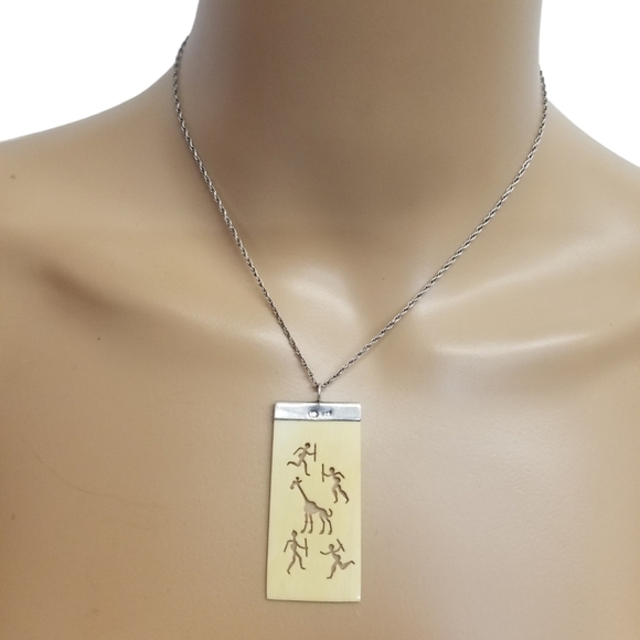 SUXO SOUTH AFRICAN BONE & STERLING SILVER TRIBAL FIGURE PENDANT NECKLACE - Picture 1 of 6